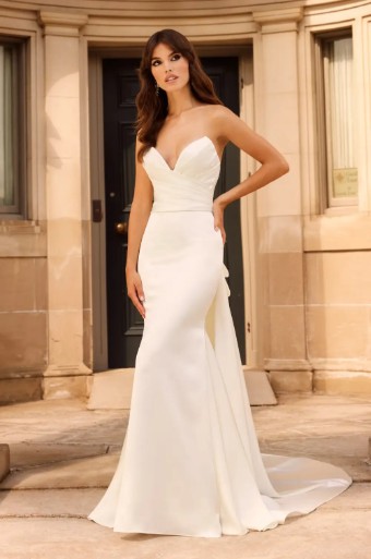 Paloma Blanca Style #5030 #0 thumbnail