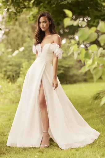 Paloma Blanca Style #5081 #0 thumbnail