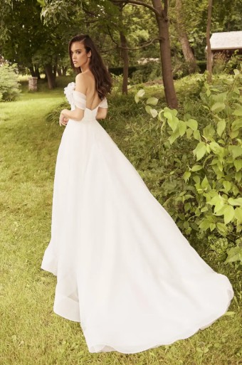 Paloma Blanca Style #5081 #1 thumbnail