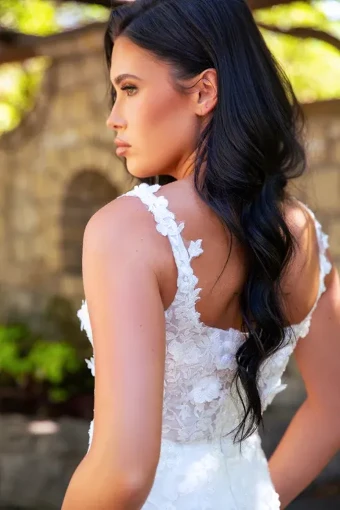 Heirloom Bridal Posey #8 thumbnail